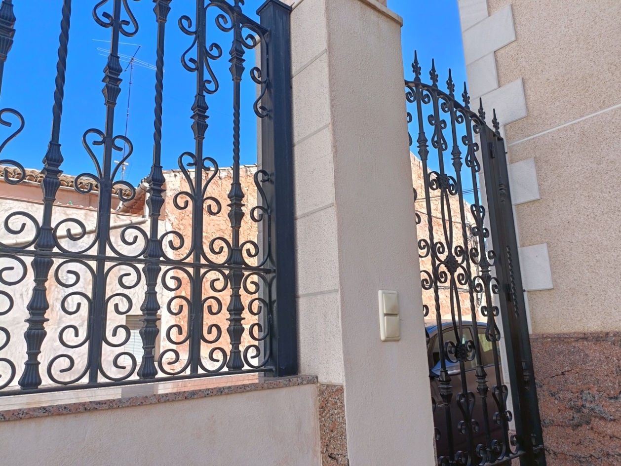 5 Bed, 3 Bath, HouseFor Sale, Alguena, Alicante
