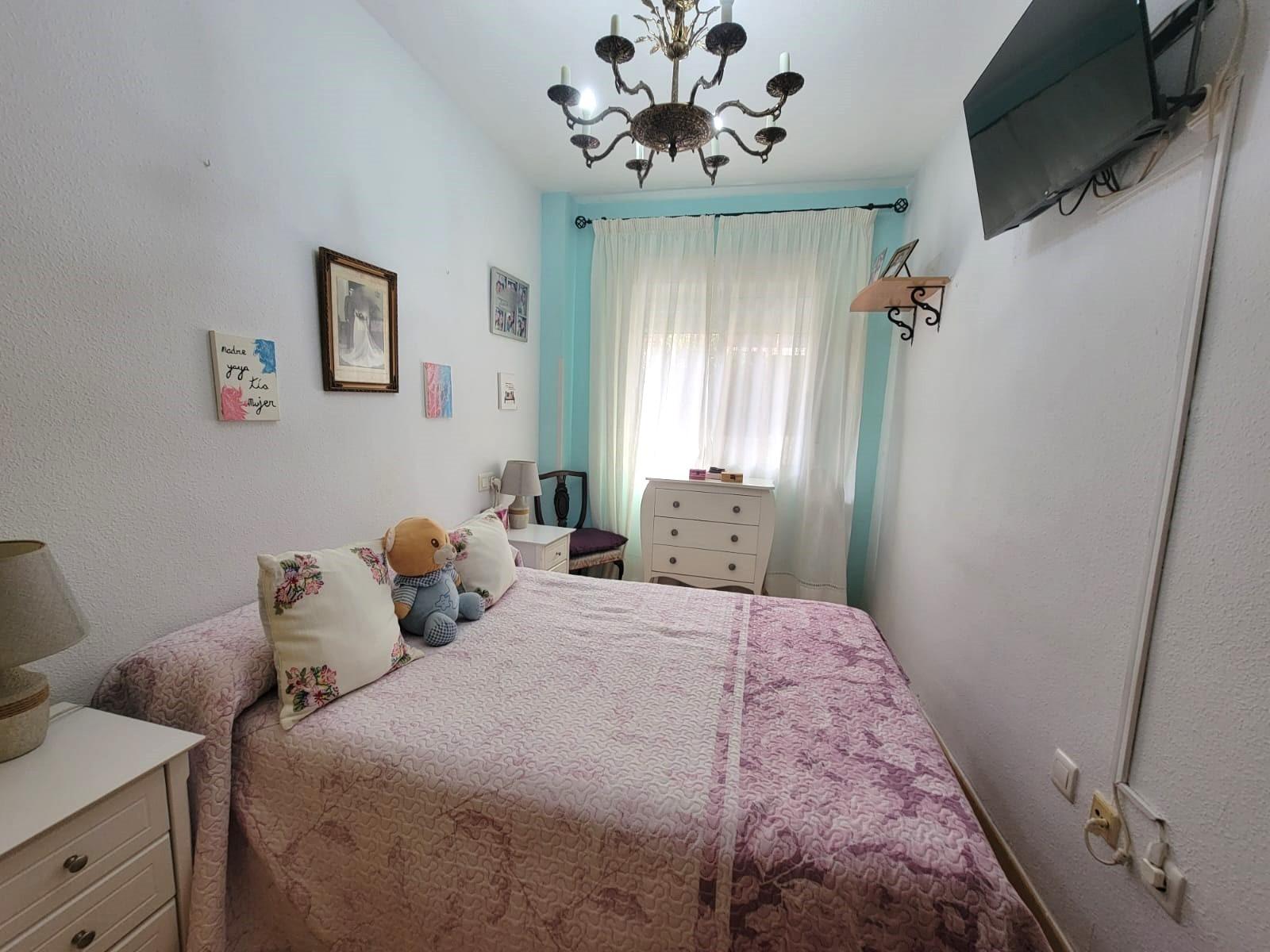 3 Bed, 1 Bath, ApartmentFor Sale, Torrevieja, Alicante