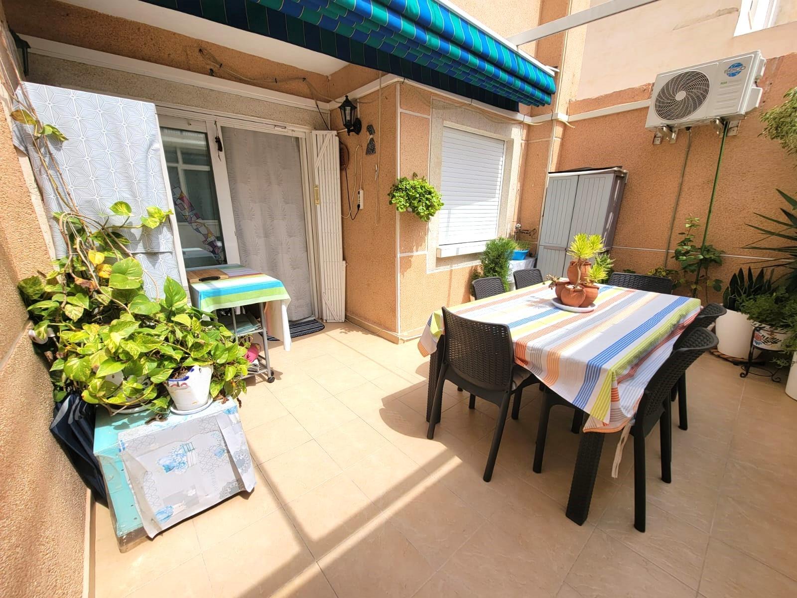 3 Bed, 1 Bath, ApartmentFor Sale, Torrevieja, Alicante