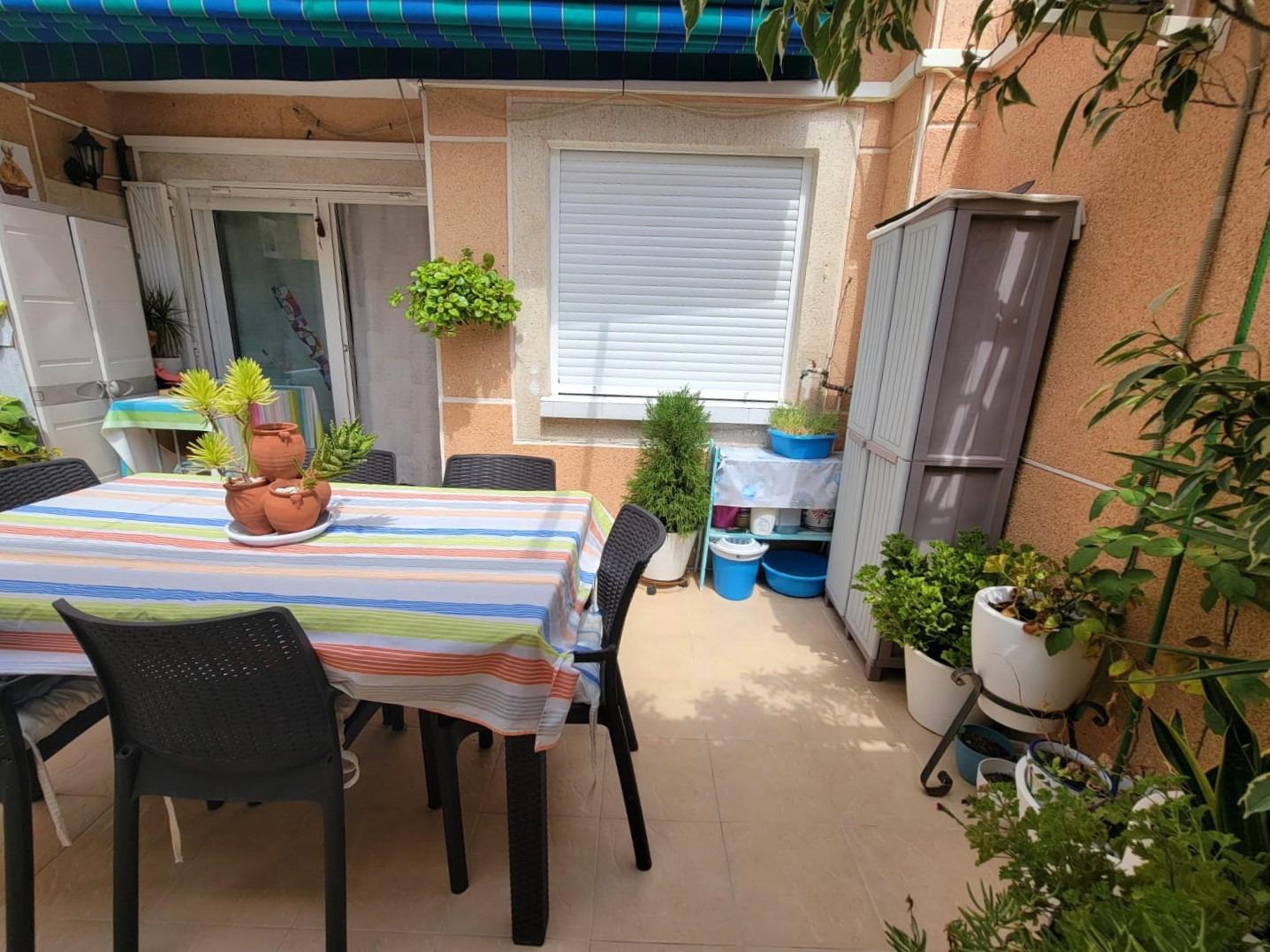 3 Bed, 1 Bath, ApartmentFor Sale, Torrevieja, Alicante