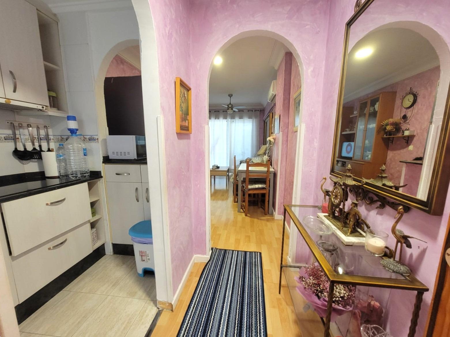 3 Bed, 1 Bath, ApartmentFor Sale, Torrevieja, Alicante