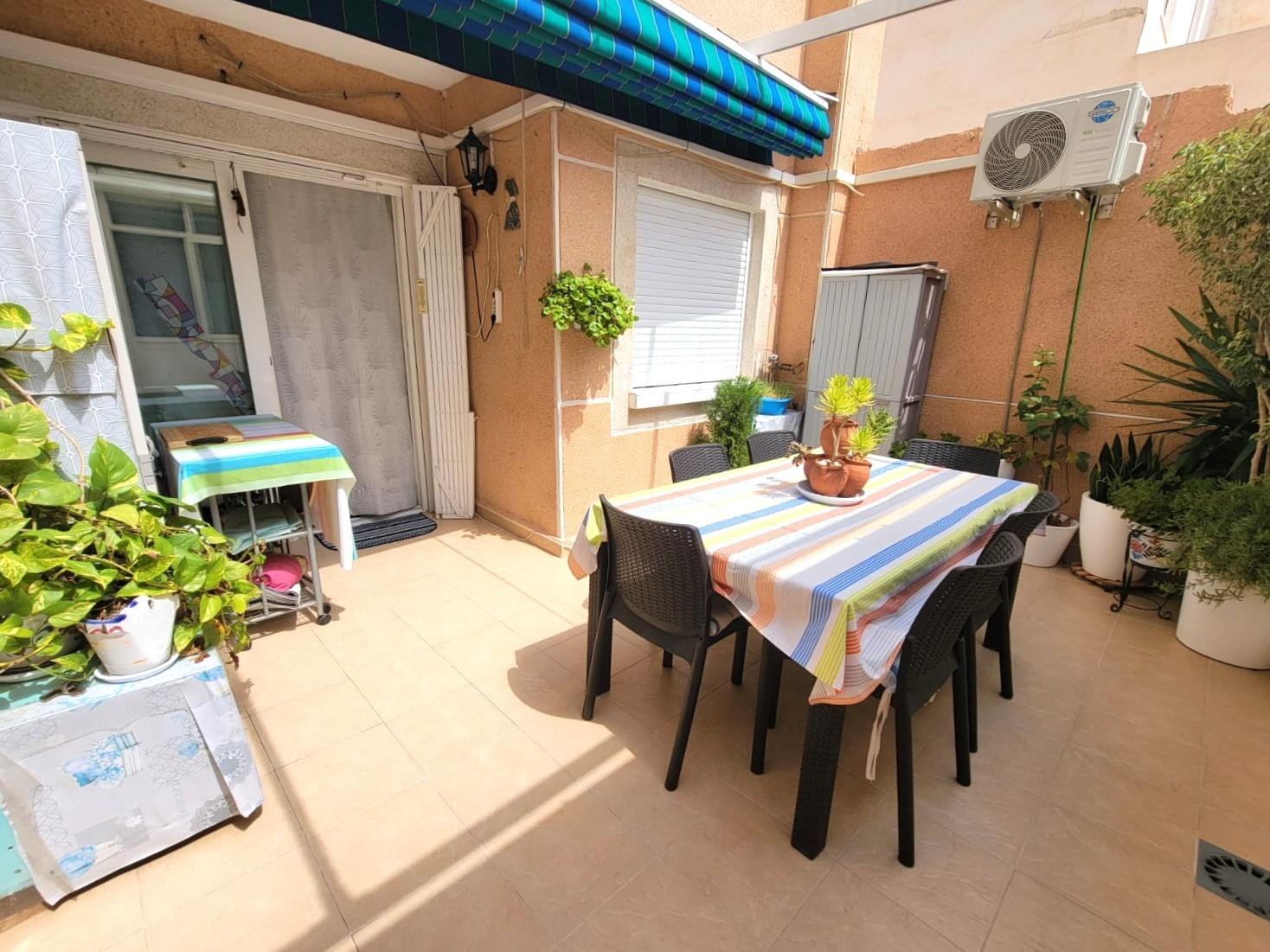 3 Bed, 1 Bath, ApartmentFor Sale, Torrevieja, Alicante