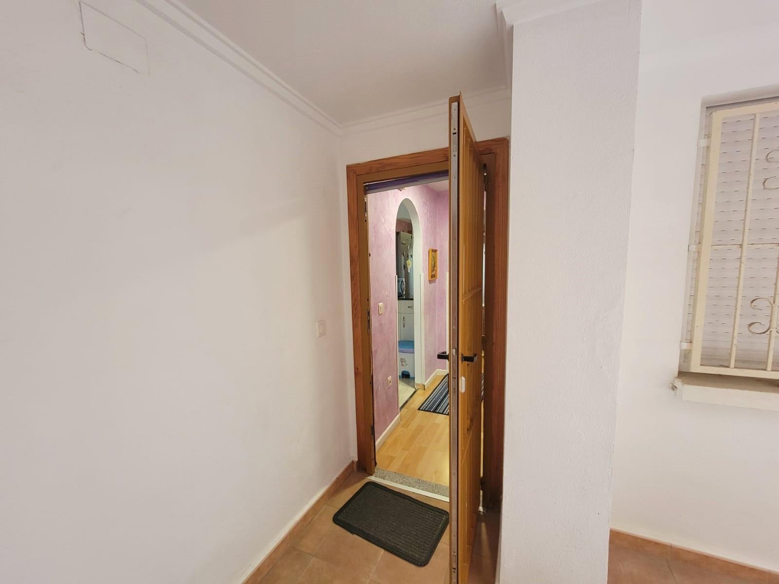 3 Bed, 1 Bath, ApartmentFor Sale, Torrevieja, Alicante