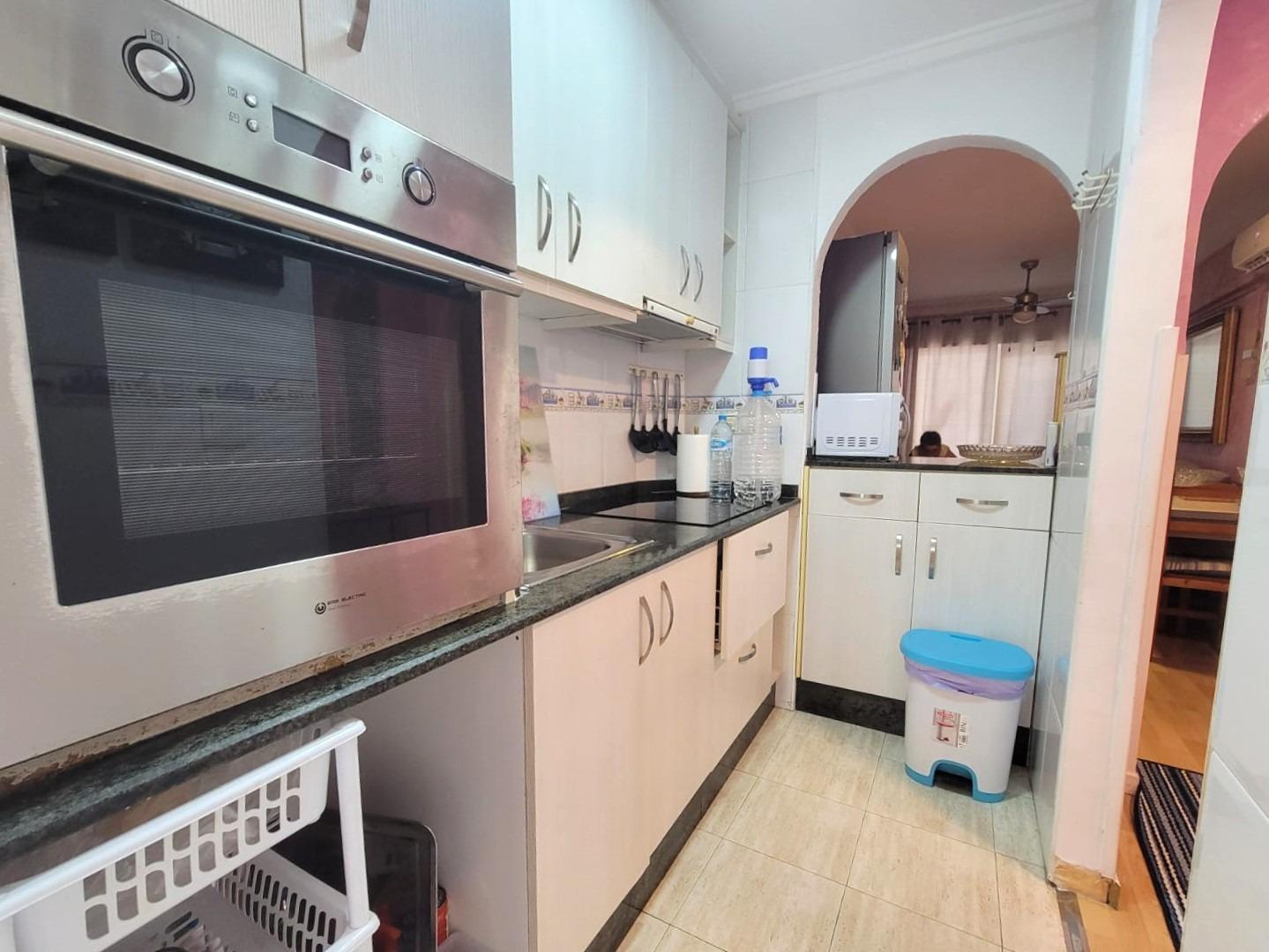 3 Bed, 1 Bath, ApartmentFor Sale, Torrevieja, Alicante