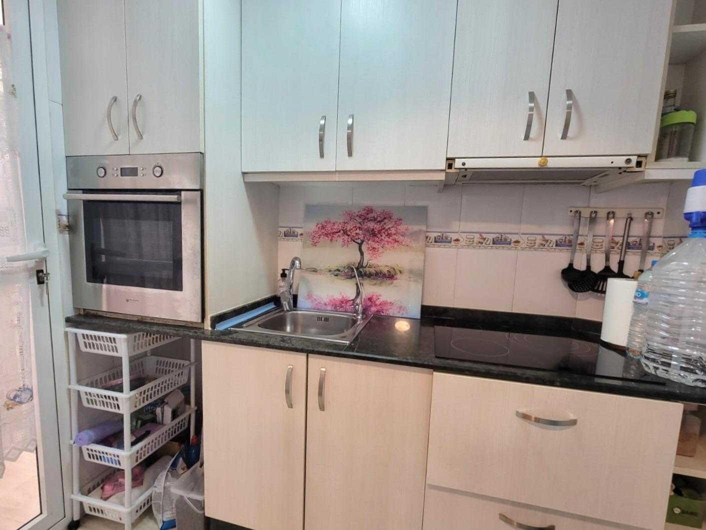 3 Bed, 1 Bath, ApartmentFor Sale, Torrevieja, Alicante