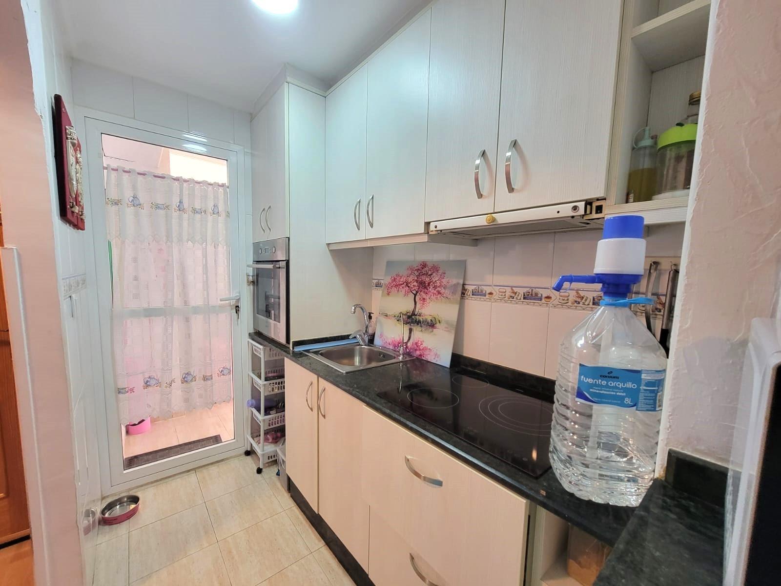 3 Bed, 1 Bath, ApartmentFor Sale, Torrevieja, Alicante