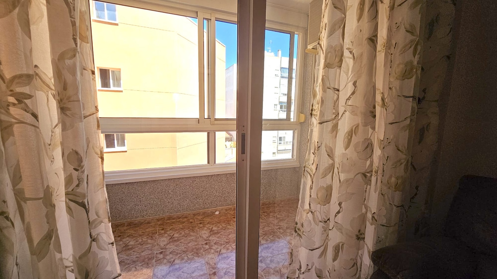 2 Bed, 1 Bath, ApartmentFor Sale, Torrevieja, Alicante