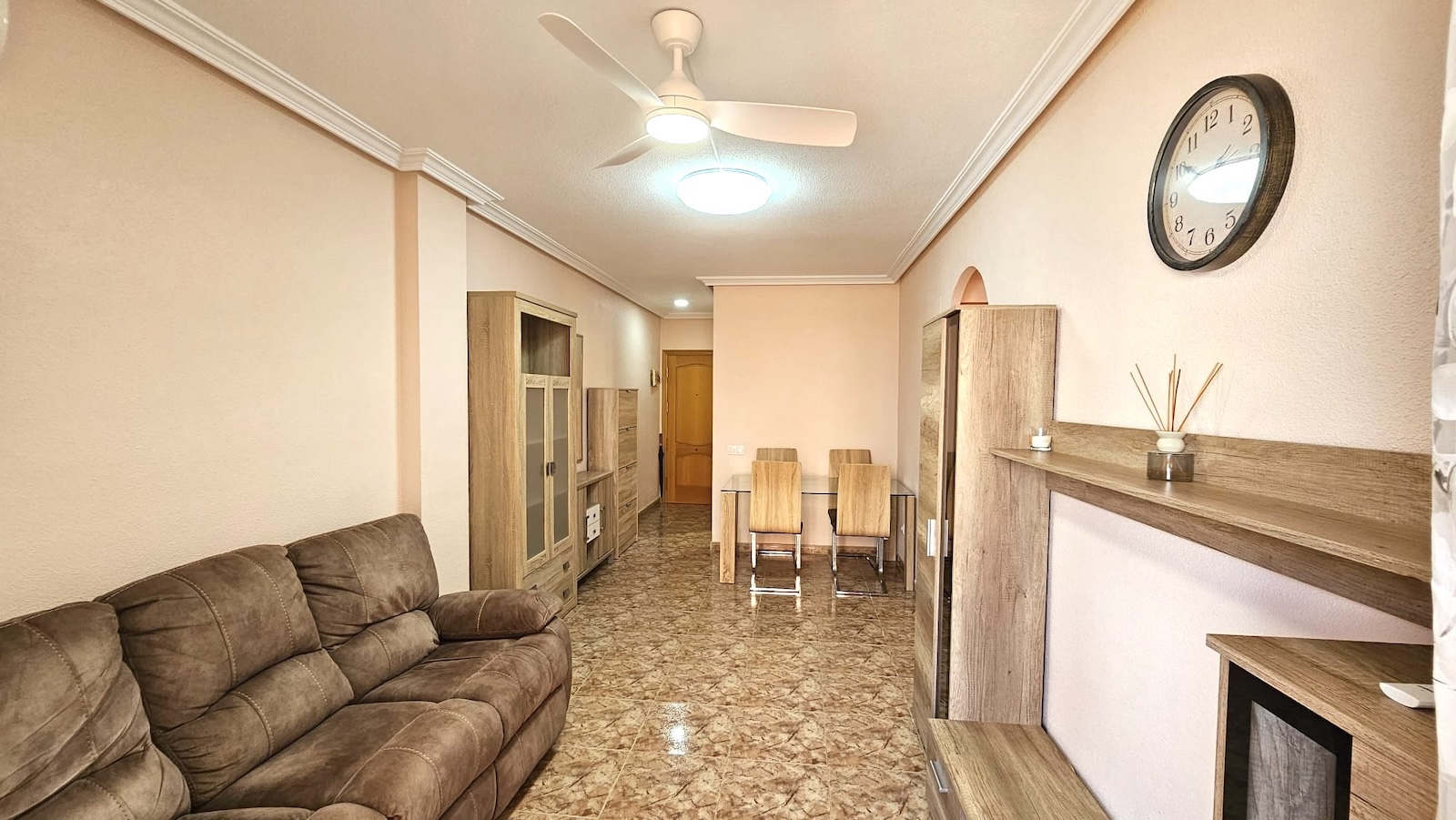 2 Bed, 1 Bath, ApartmentFor Sale, Torrevieja, Alicante