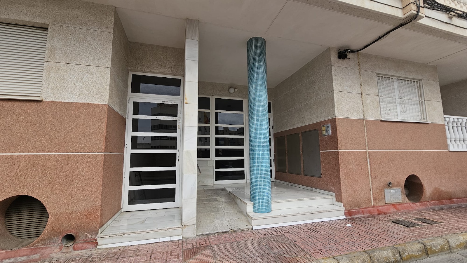 2 Bed, 1 Bath, ApartmentFor Sale, Torrevieja, Alicante