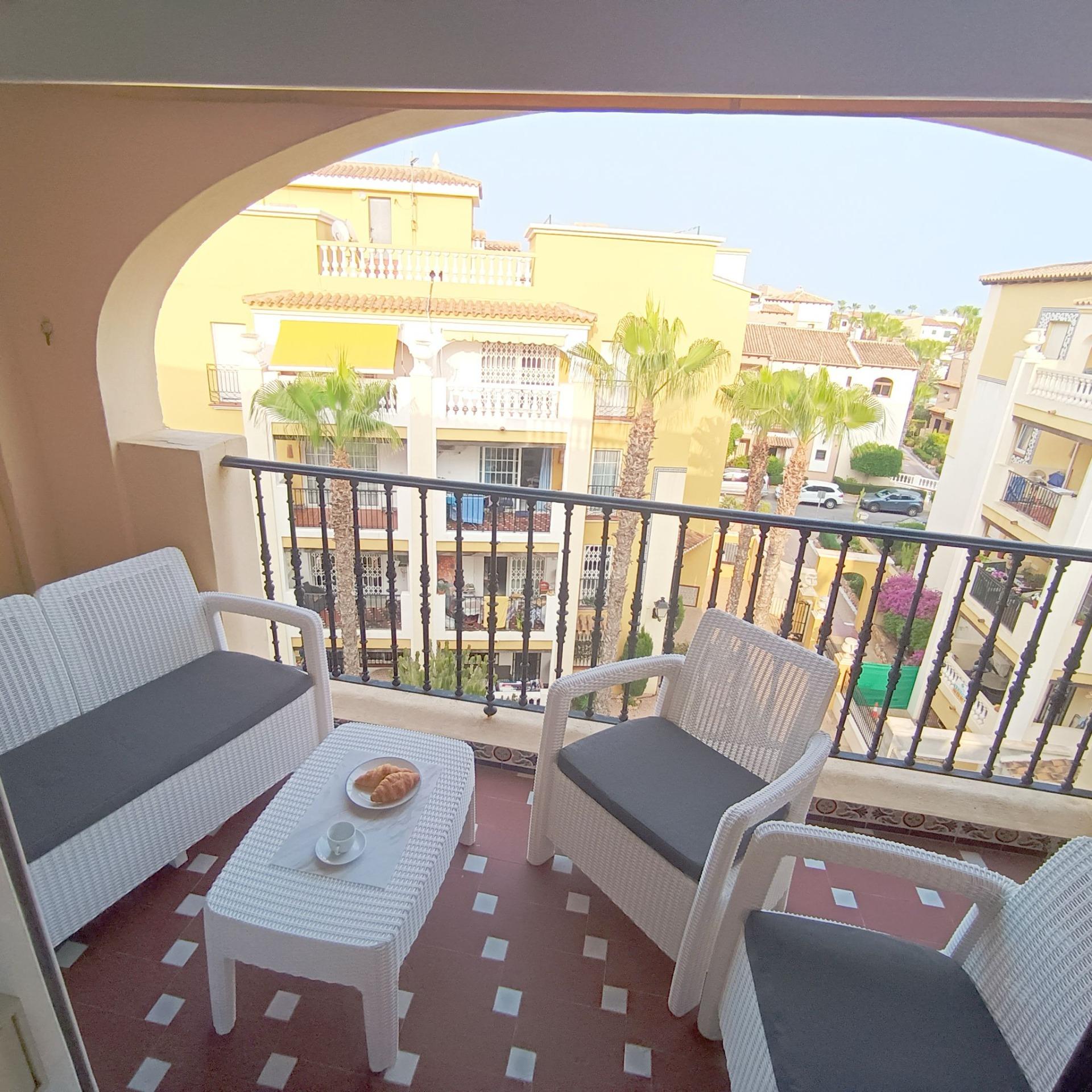 3 Bed, 2 Bath, ApartmentFor Sale, Torrevieja, Alicante