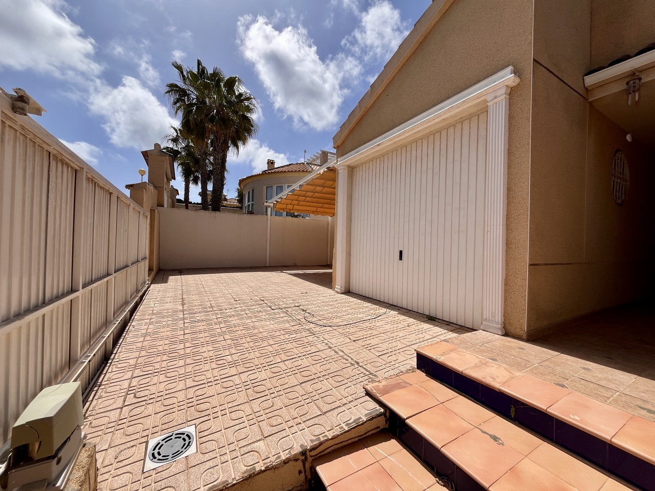 5 Bed, 3 Bath, HouseFor Sale, La Zenia, Alicante