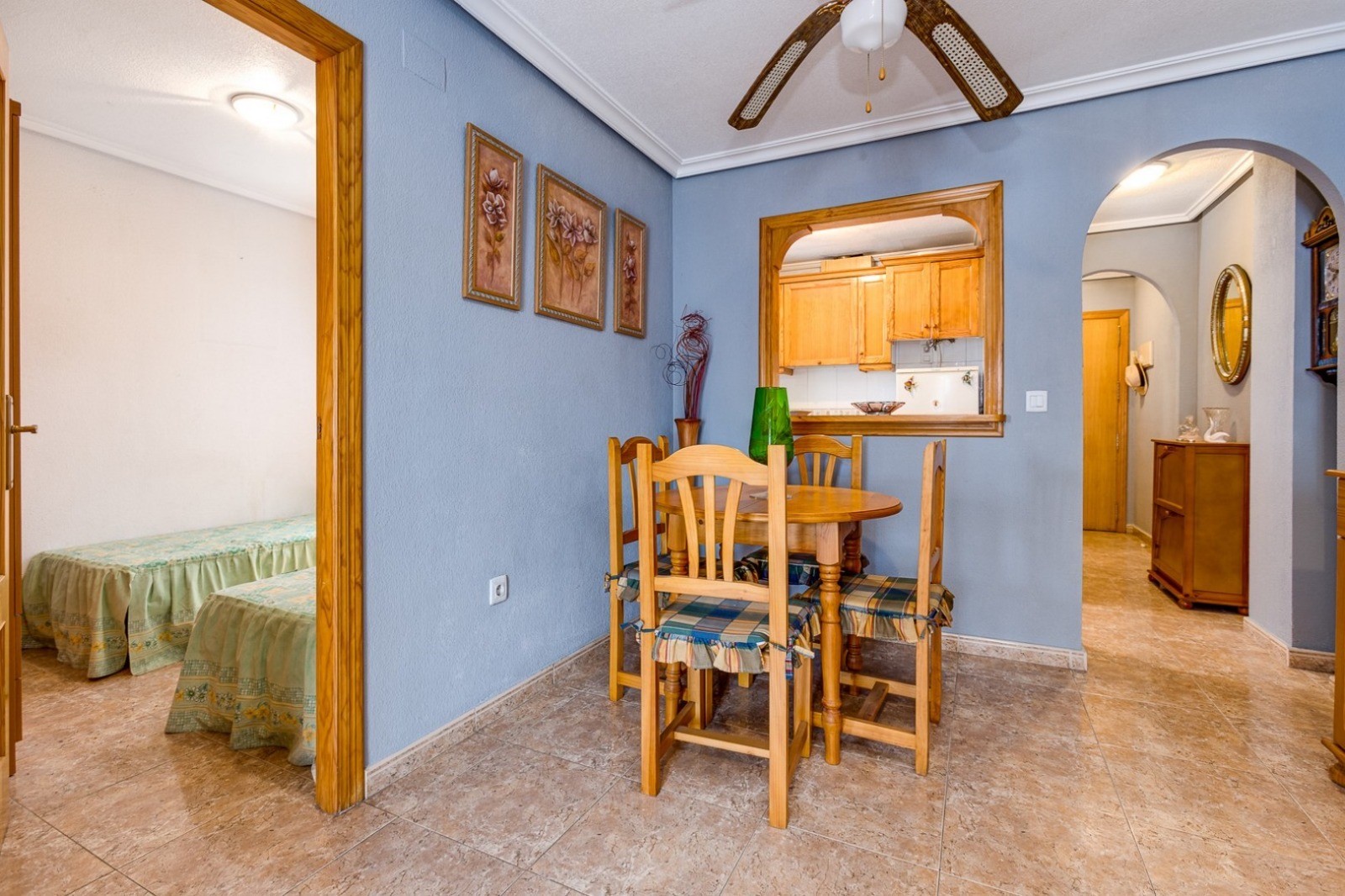 2 Bed, 1 Bath, ApartmentFor Sale, Torrevieja, Alicante