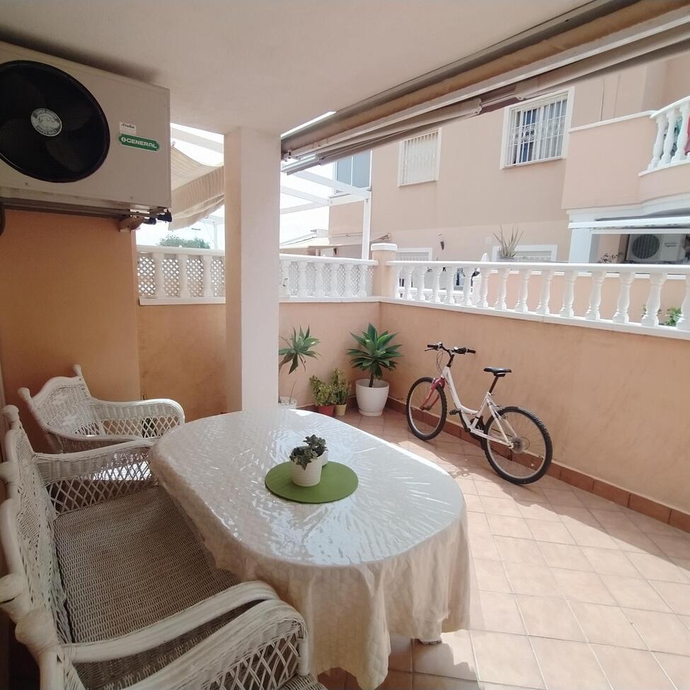 2 Bed, 1 Bath, HouseFor Sale, Torrevieja, Alicante