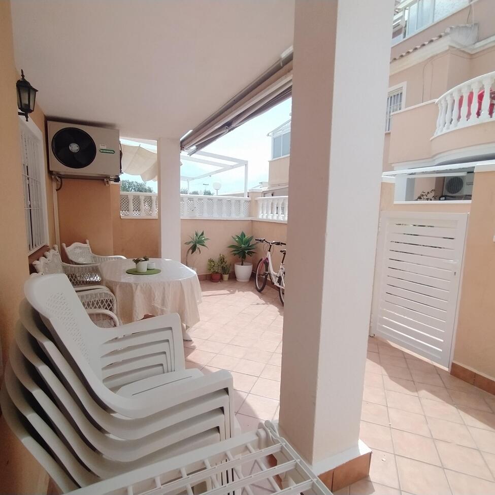 2 Bed, 1 Bath, HouseFor Sale, Torrevieja, Alicante