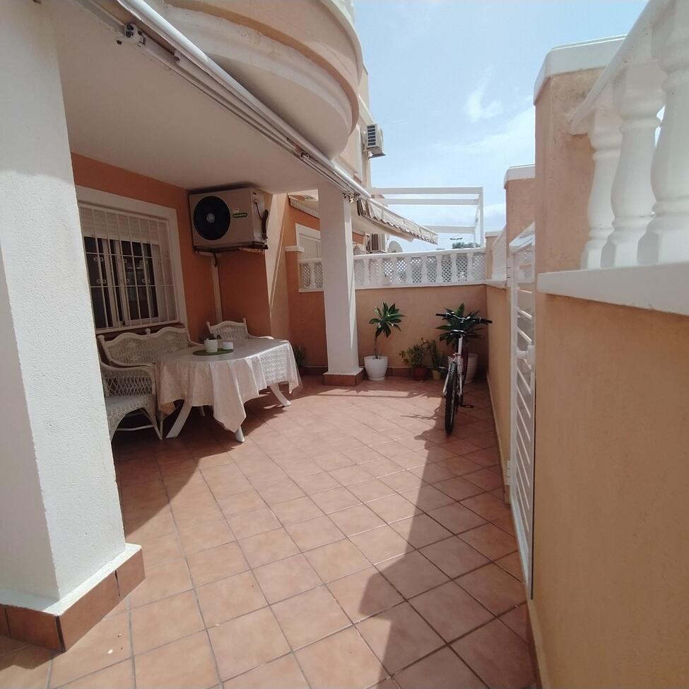 2 Bed, 1 Bath, HouseFor Sale, Torrevieja, Alicante