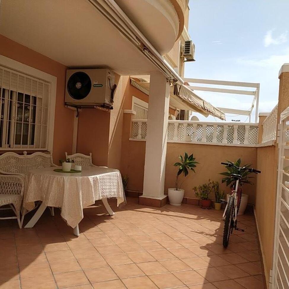 2 Bed, 1 Bath, HouseFor Sale, Torrevieja, Alicante