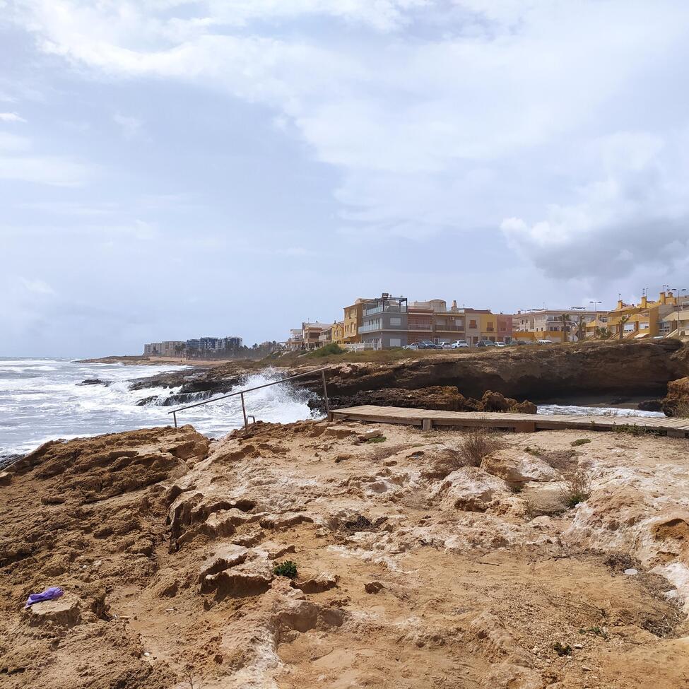 2 Bed, 1 Bath, HouseFor Sale, Torrevieja, Alicante