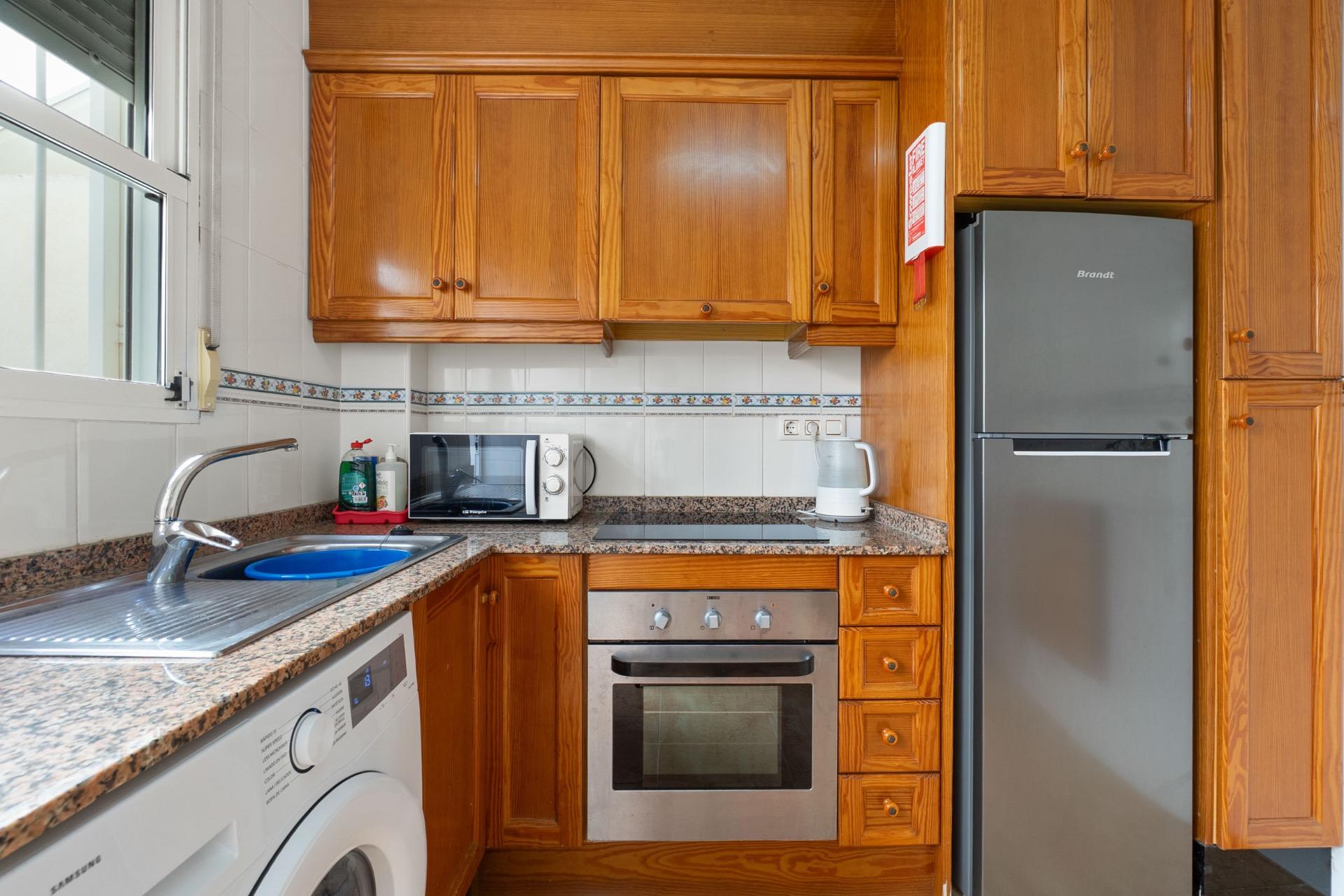 2 Bed, 1 Bath, HouseFor Sale, Torrevieja, Alicante