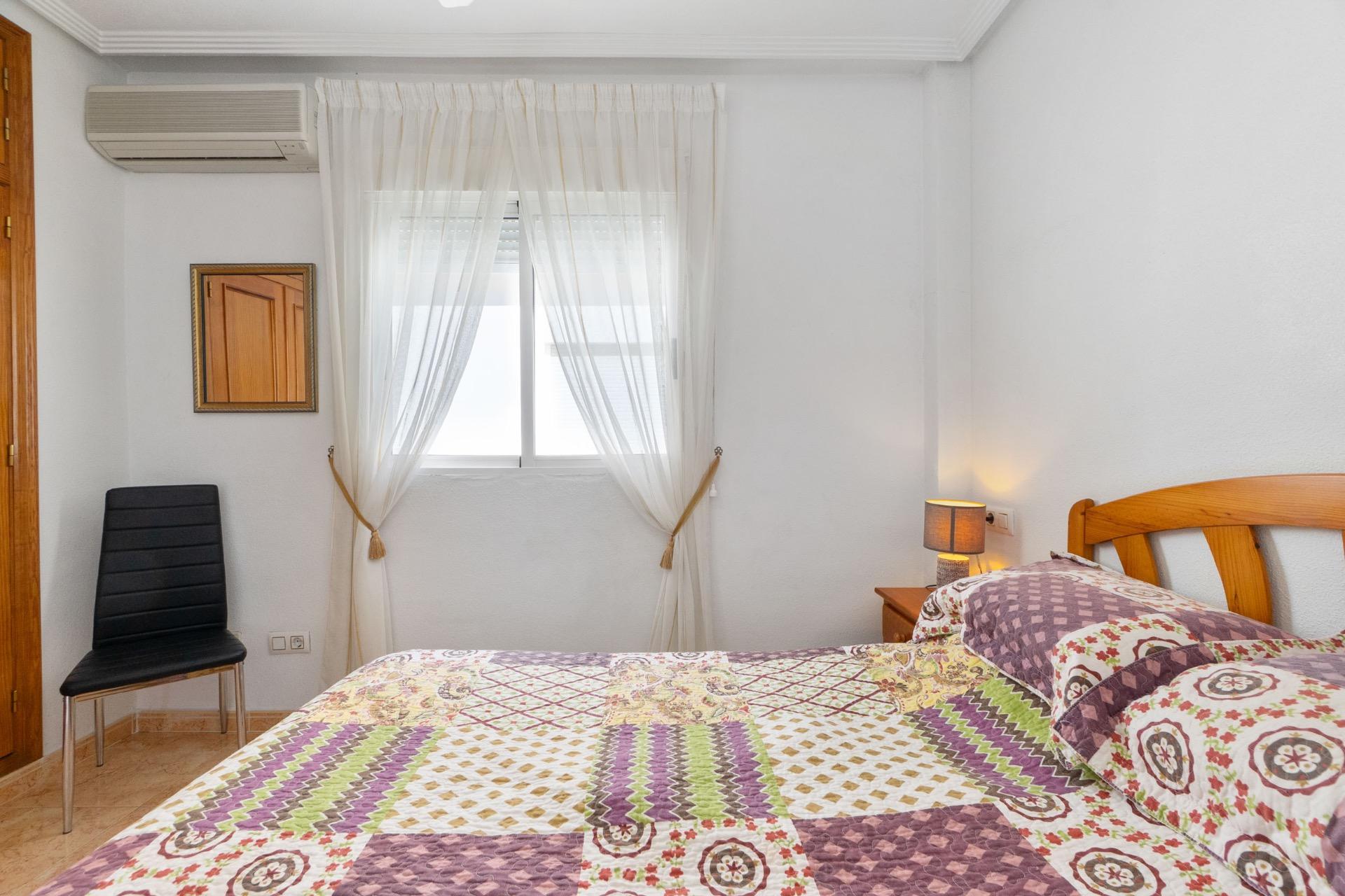 2 Bed, 1 Bath, HouseFor Sale, Torrevieja, Alicante