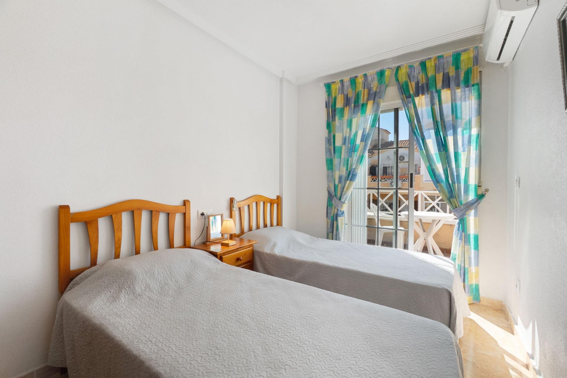 2 Bed, 1 Bath, HouseFor Sale, Torrevieja, Alicante