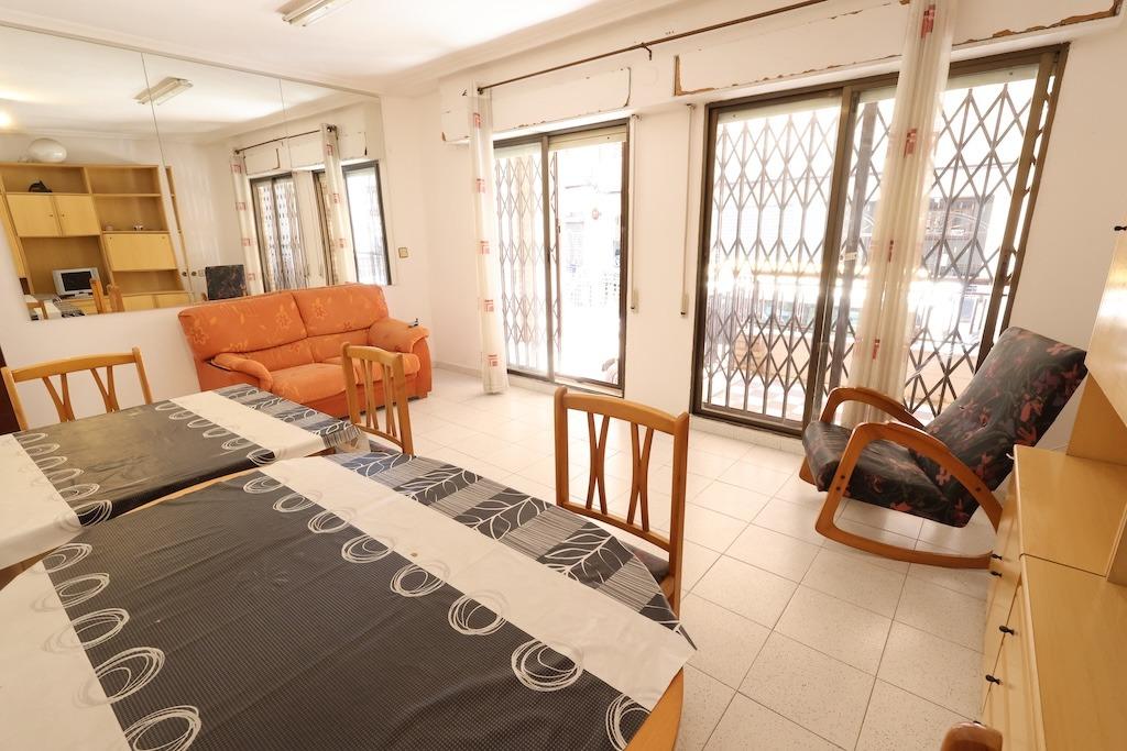 3 Bed, 1 Bath, ApartmentFor Sale, Torrevieja, Alicante