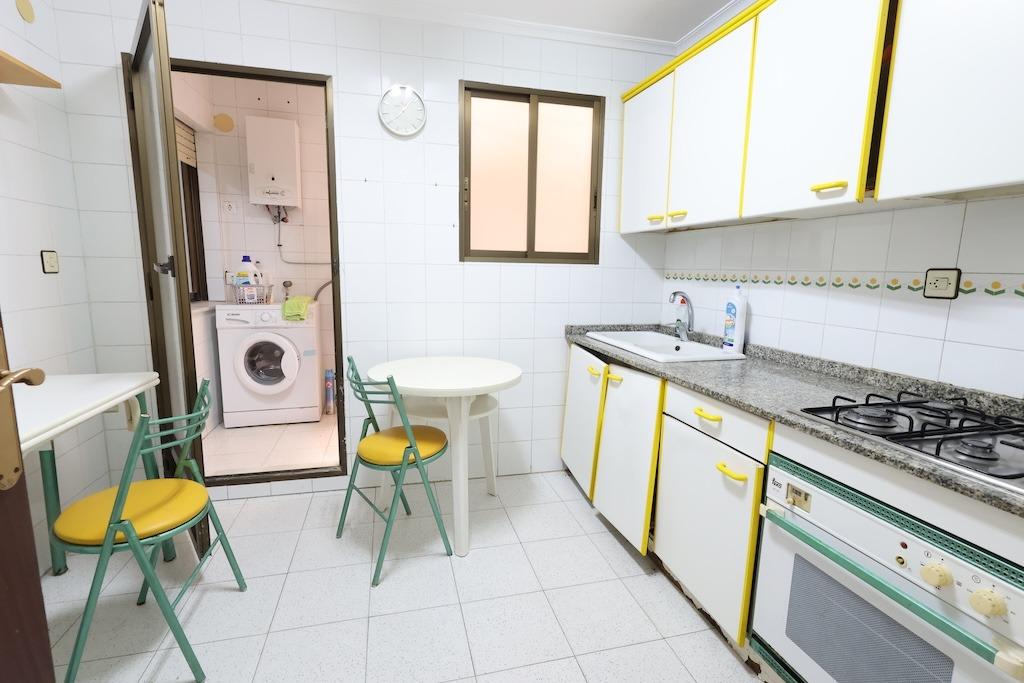 3 Bed, 1 Bath, ApartmentFor Sale, Torrevieja, Alicante
