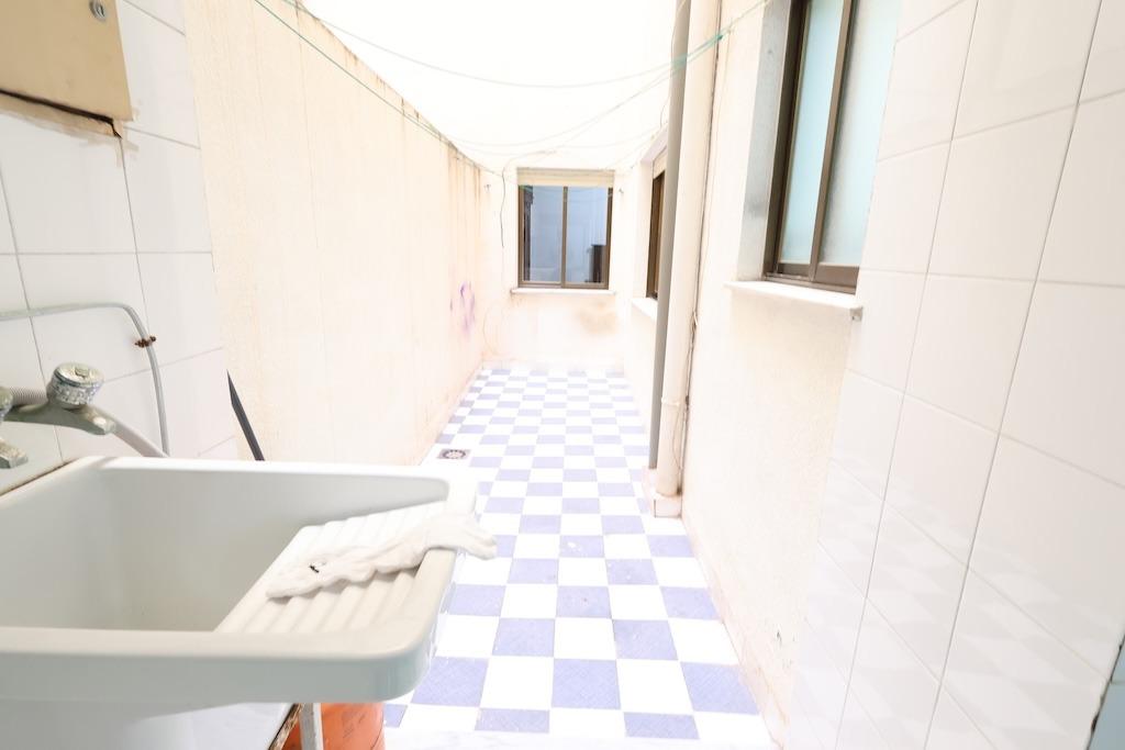 3 Bed, 1 Bath, ApartmentFor Sale, Torrevieja, Alicante