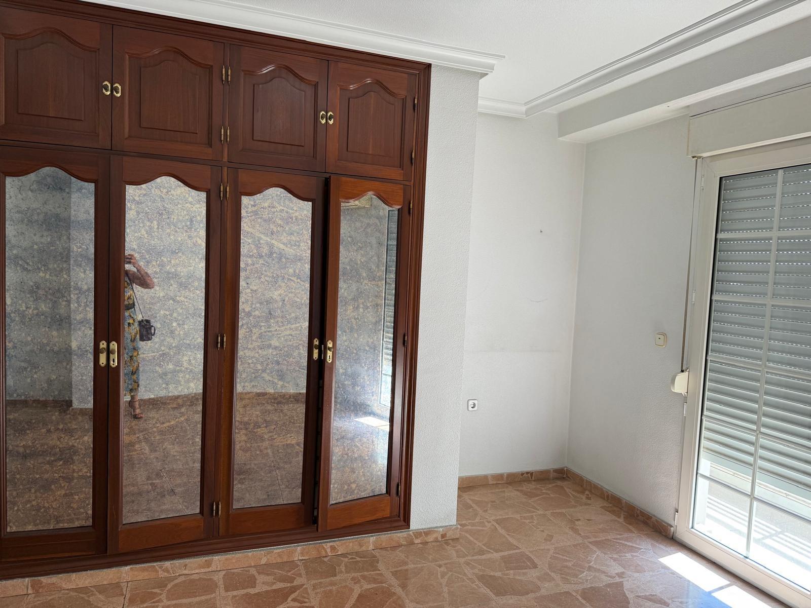 5 Bed, 2 Bath, ApartmentFor Sale, Torrevieja, Alicante 5 Bed, 2 Bath, ApartmentFor Sale, Torrevieja, Alicante