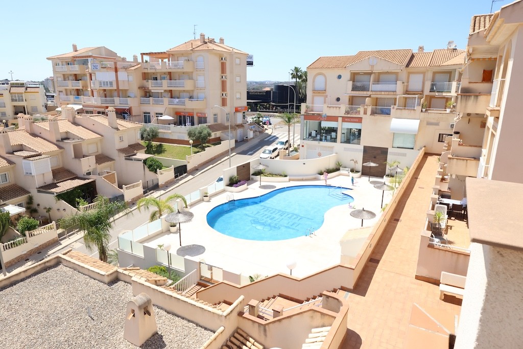 3 Bed, 2 Bath, ApartmentFor Sale, Campoamor, Alicante 3 Bed, 2 Bath, ApartmentFor Sale, Campoamor, Alicante
