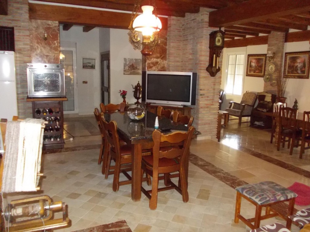 4 Bed, 2 Bath, HouseFor Sale, Orihuela, Alicante