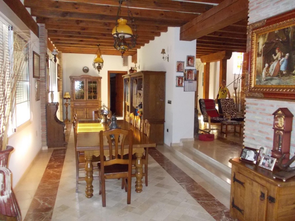 4 Bed, 2 Bath, HouseFor Sale, Orihuela, Alicante