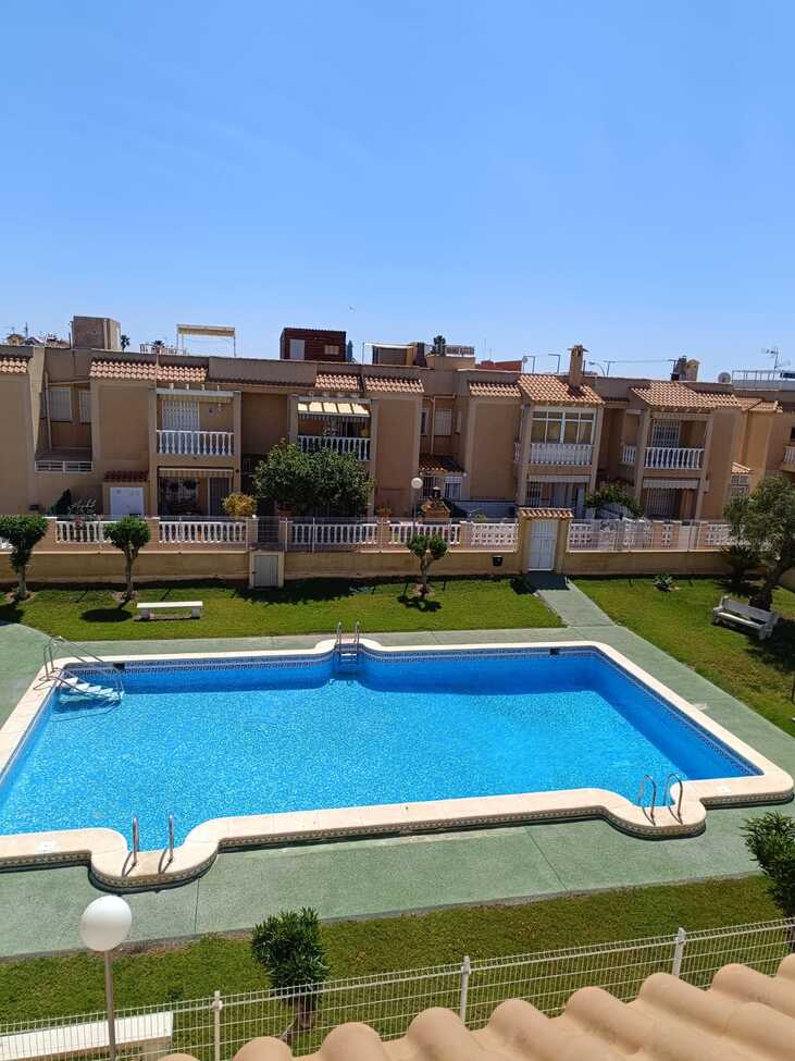 2 Bed, 1 Bath, ApartmentFor Sale, Torrevieja, Alicante