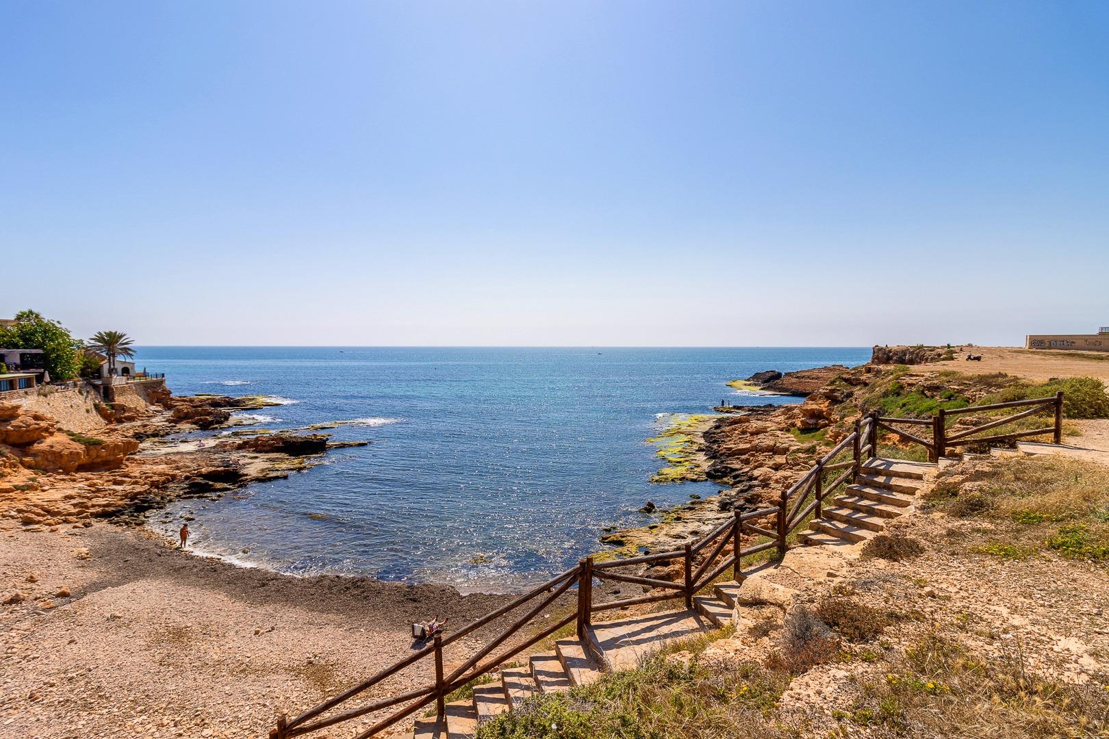 2 Bed, 1 Bath, HouseFor Sale, Torrevieja, Alicante