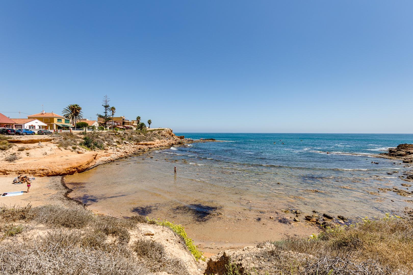 2 Bed, 1 Bath, HouseFor Sale, Torrevieja, Alicante