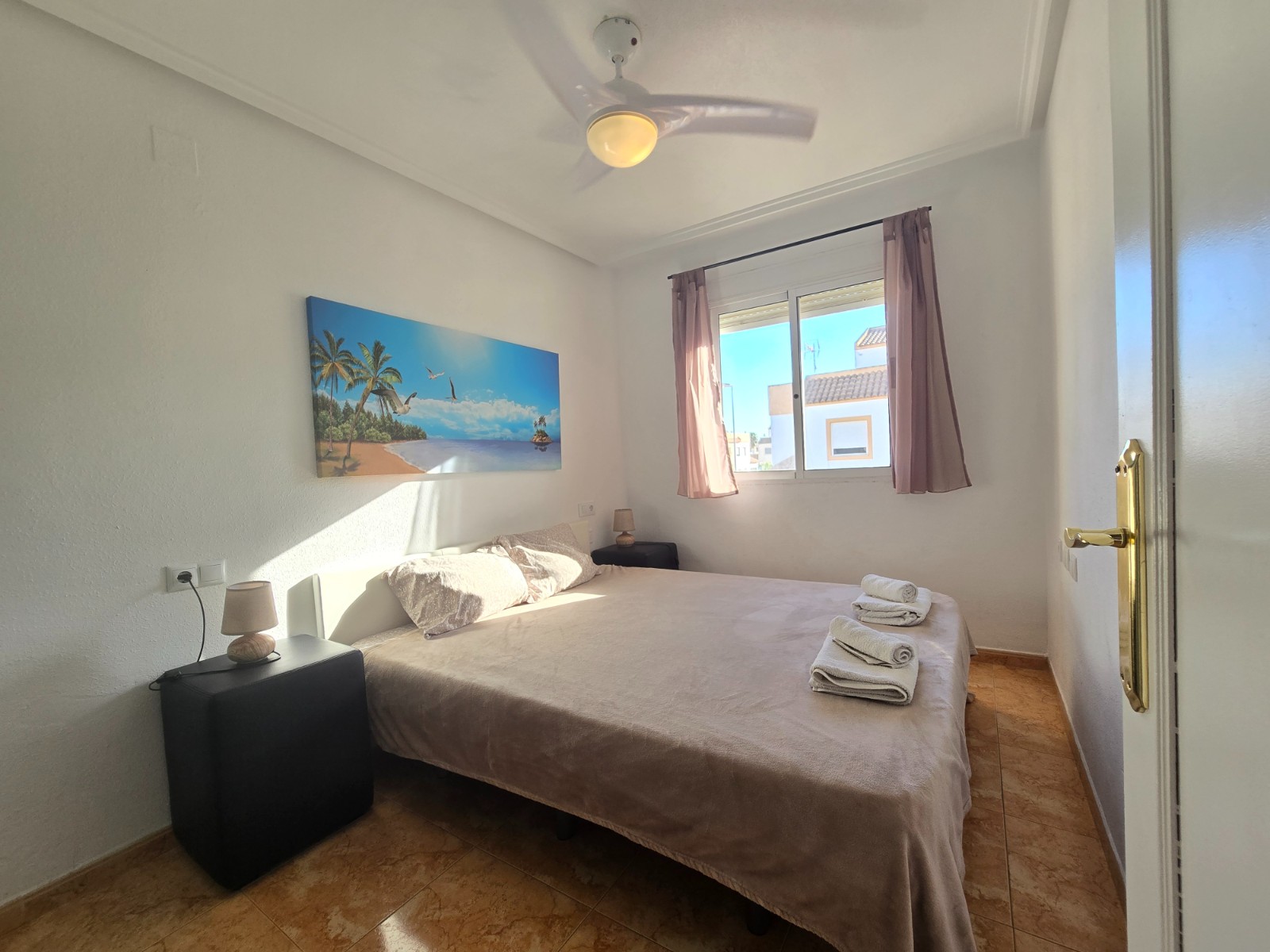 2 Bed, 1 Bath, ApartmentFor Sale, Torrevieja, Alicante