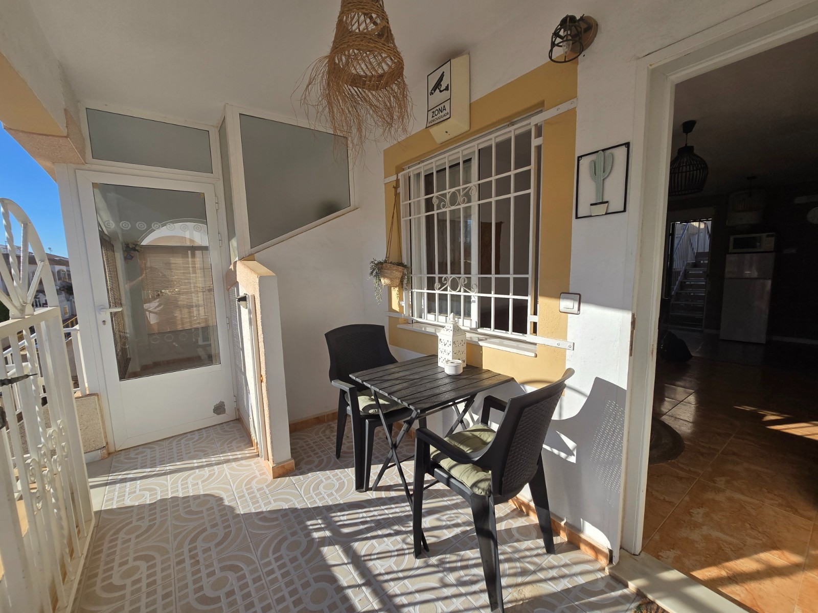 2 Bed, 1 Bath, ApartmentFor Sale, Torrevieja, Alicante