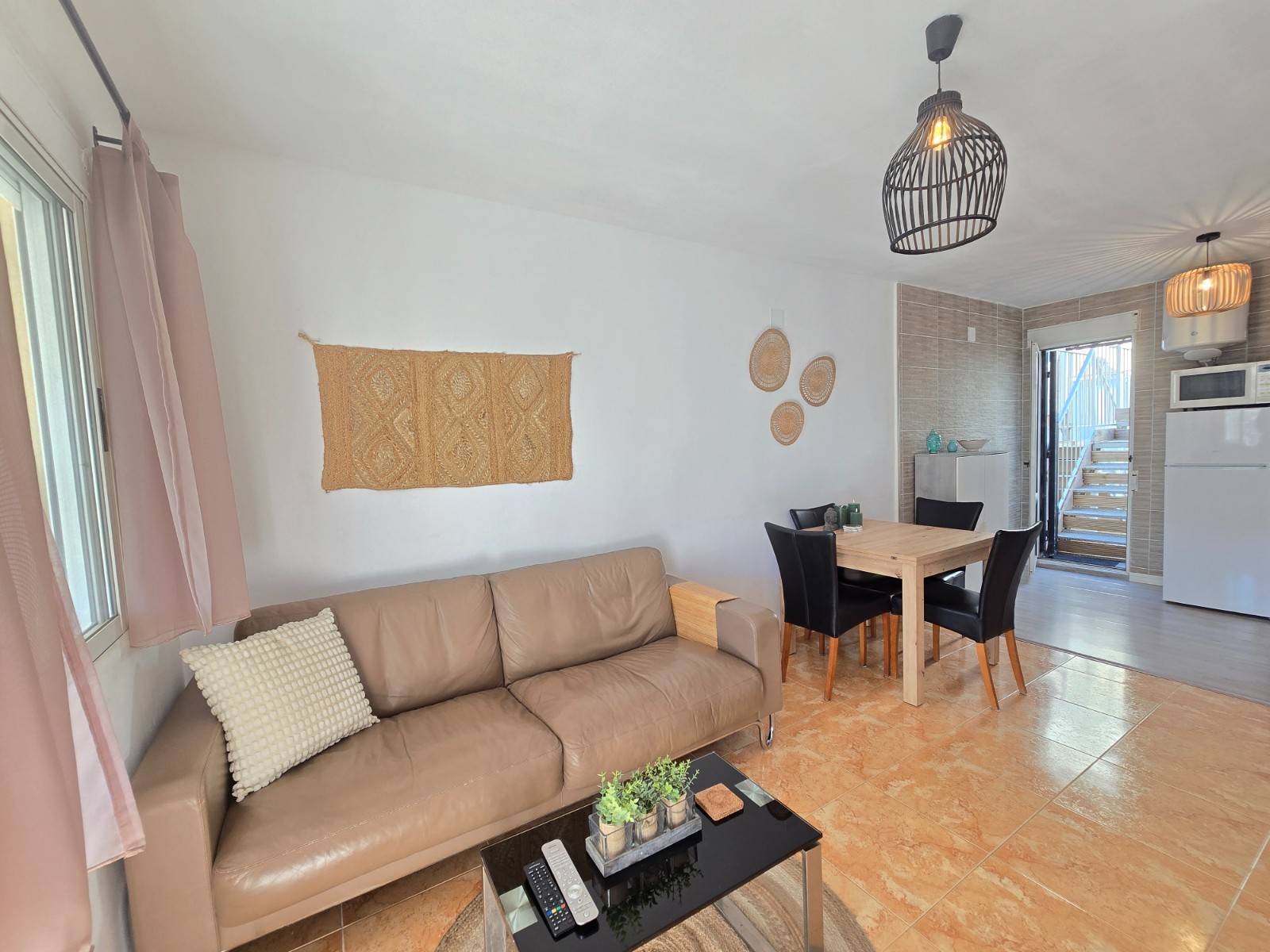 2 Bed, 1 Bath, ApartmentFor Sale, Torrevieja, Alicante