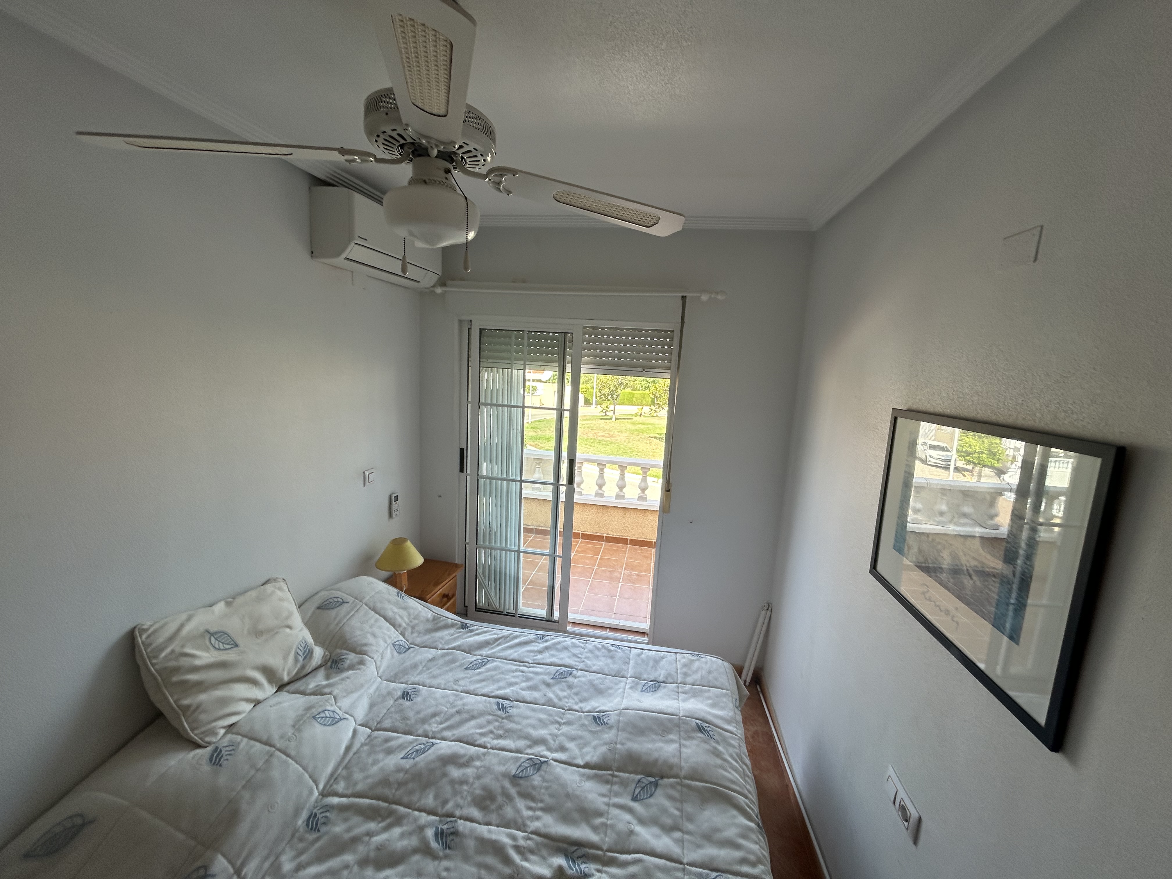 2 Bed, 1 Bath, HouseFor Sale, Torrevieja, Alicante