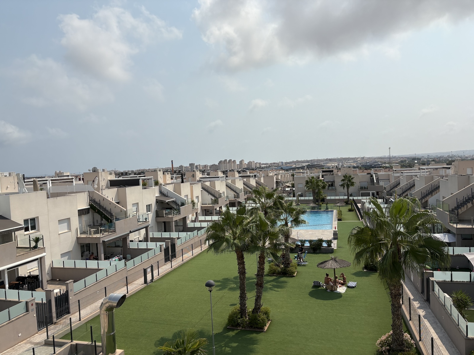 3 Bed, 2 Bath, ApartmentFor Sale, Torrevieja, Alicante 3 Bed, 2 Bath, ApartmentFor Sale, Torrevieja, Alicante