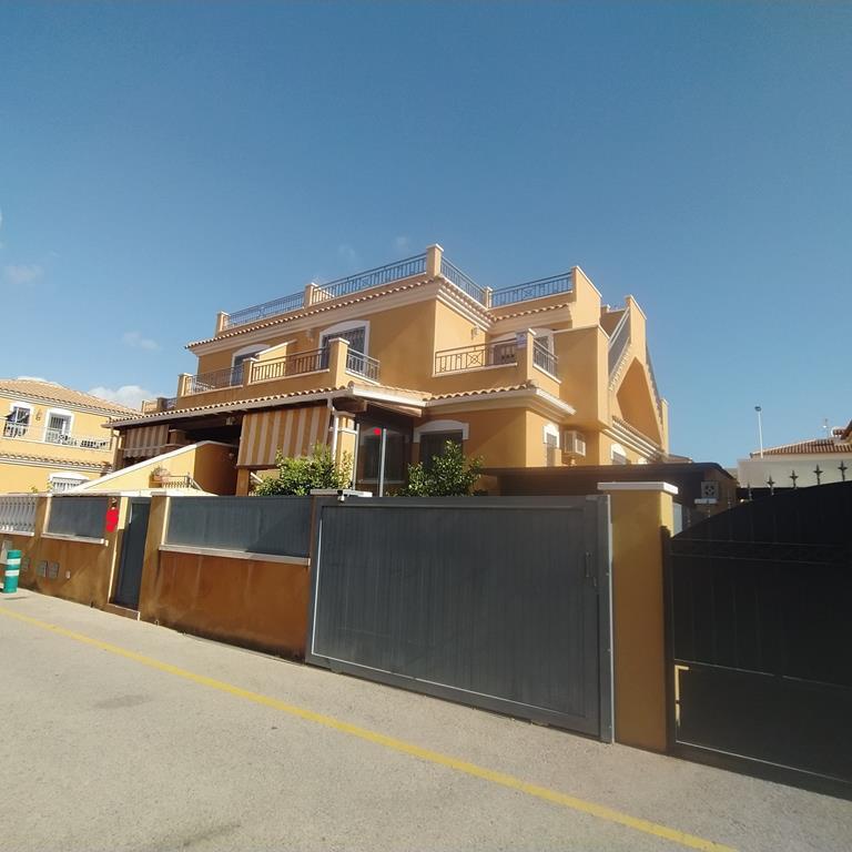 3 Bed, 2 Bath, HouseFor Sale, Torrevieja, Alicante 3 Bed, 2 Bath, HouseFor Sale, Torrevieja, Alicante
