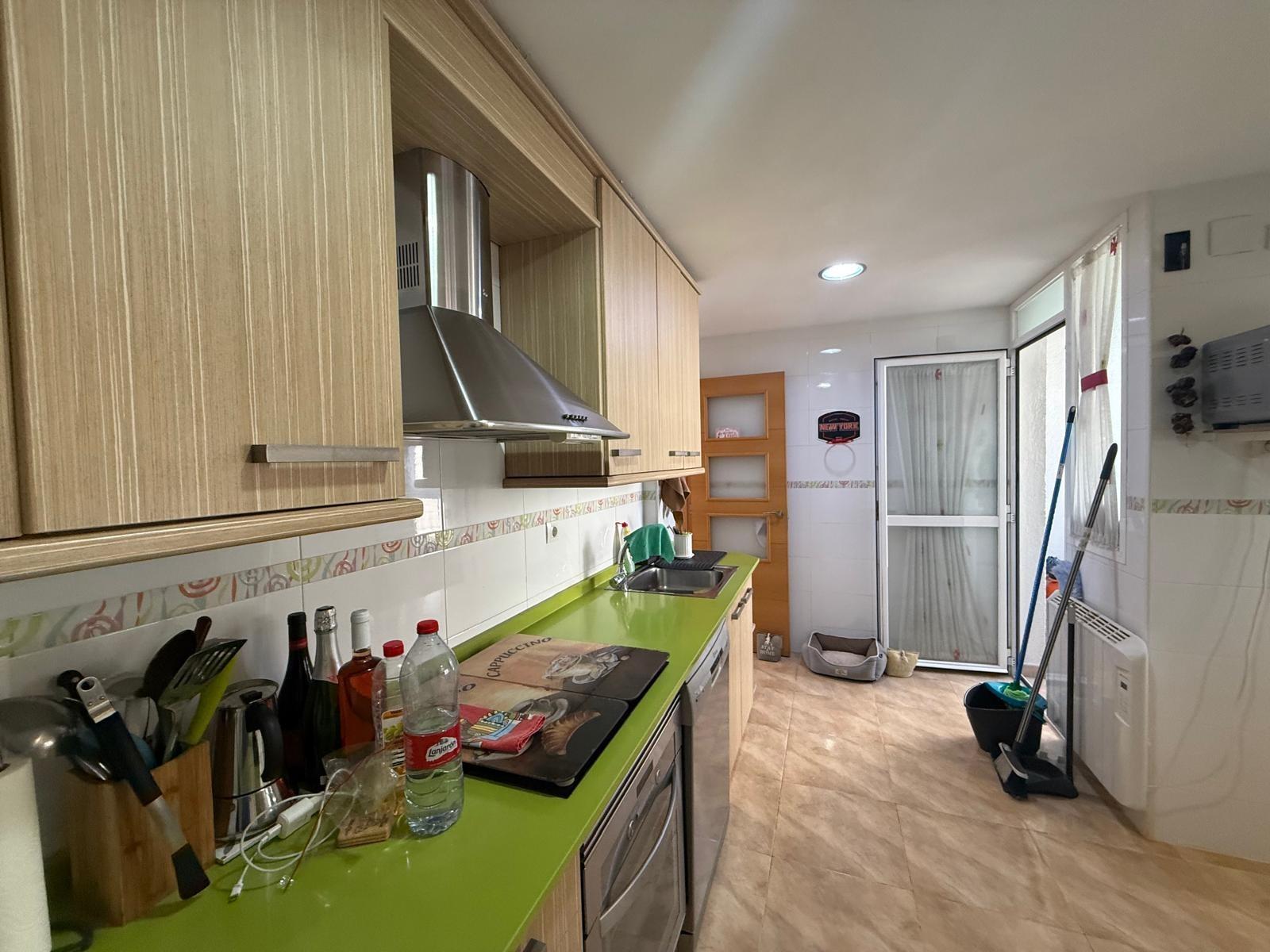3 Bed, 2 Bath, ApartmentFor Sale, Benidorm, Alicante 3 Bed, 2 Bath, ApartmentFor Sale, Benidorm, Alicante