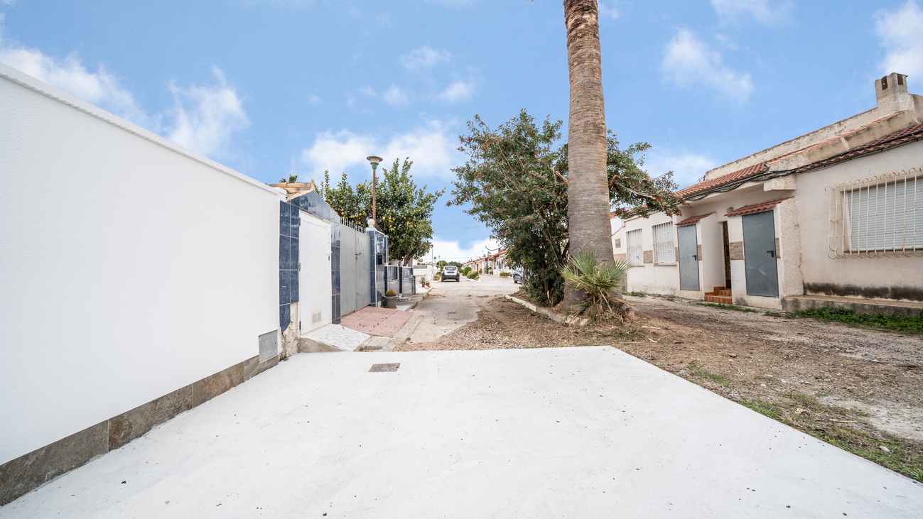 3 Bed, 1 Bath, HouseFor Sale, Torrevieja, Alicante 3 Bed, 1 Bath, HouseFor Sale, Torrevieja, Alicante