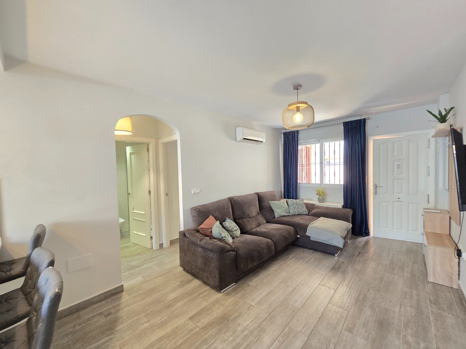 2 Bed, 1 Bath, ApartmentFor Sale, Orihuela Costa, Alicante 2 Bed, 1 Bath, ApartmentFor Sale, Orihuela Costa, Alicante