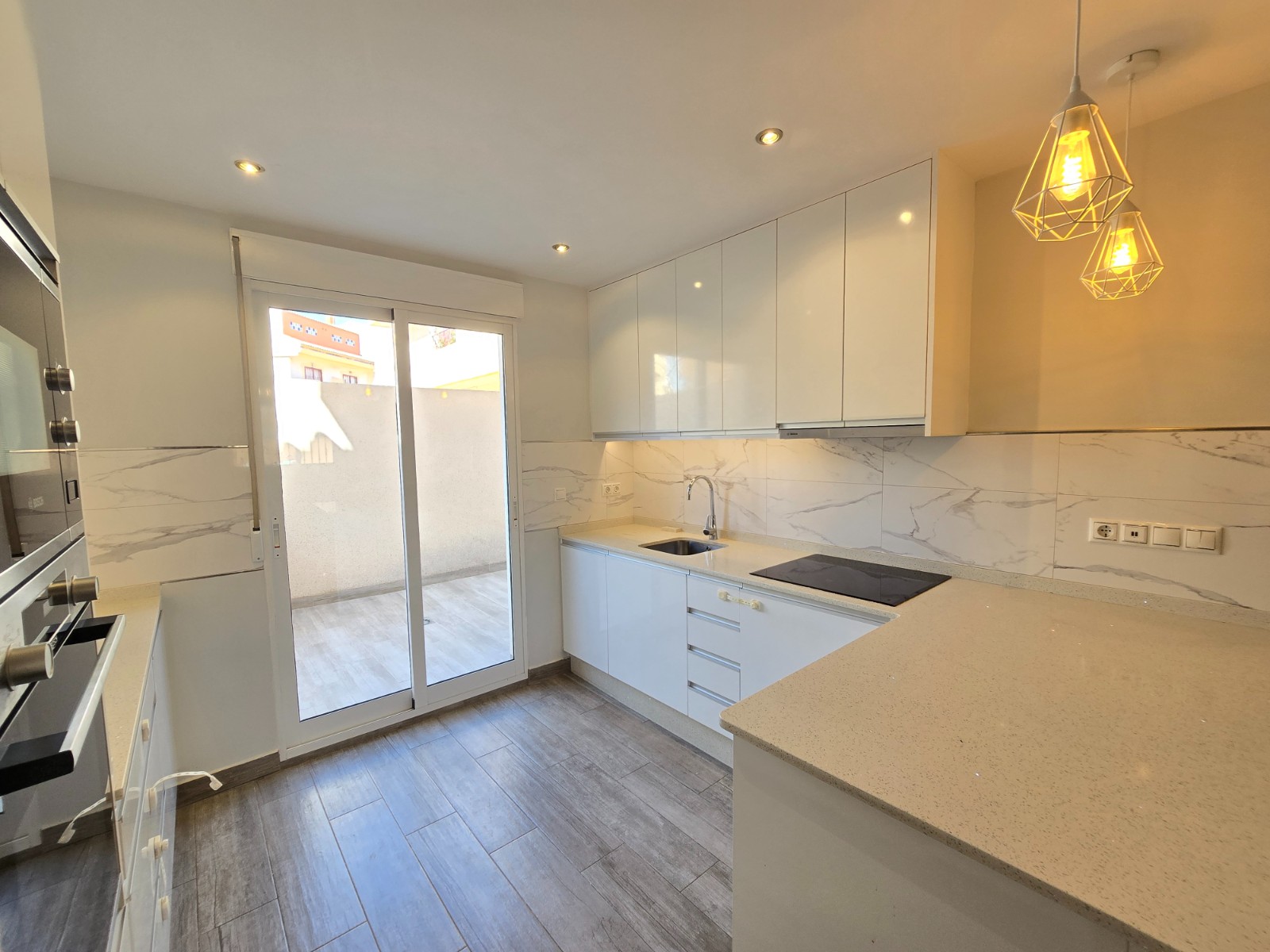 2 Bed, 1 Bath, ApartmentFor Sale, Orihuela Costa, Alicante 2 Bed, 1 Bath, ApartmentFor Sale, Orihuela Costa, Alicante