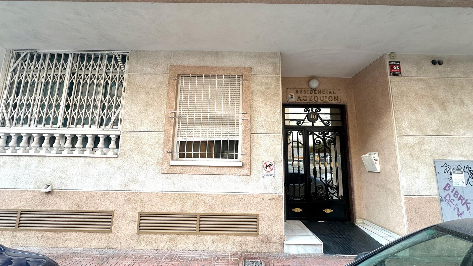 2 Bed, 1 Bath, ApartmentFor Sale, Torrevieja, Alicante 2 Bed, 1 Bath, ApartmentFor Sale, Torrevieja, Alicante