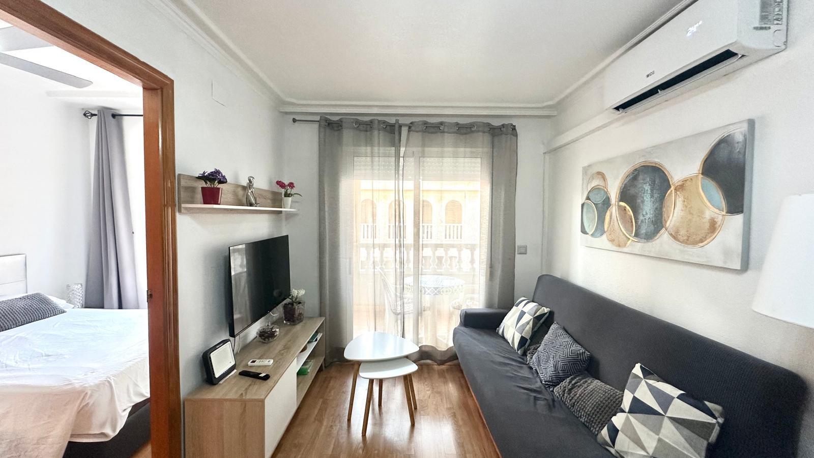 2 Bed, 1 Bath, ApartmentFor Sale, Torrevieja, Alicante 2 Bed, 1 Bath, ApartmentFor Sale, Torrevieja, Alicante