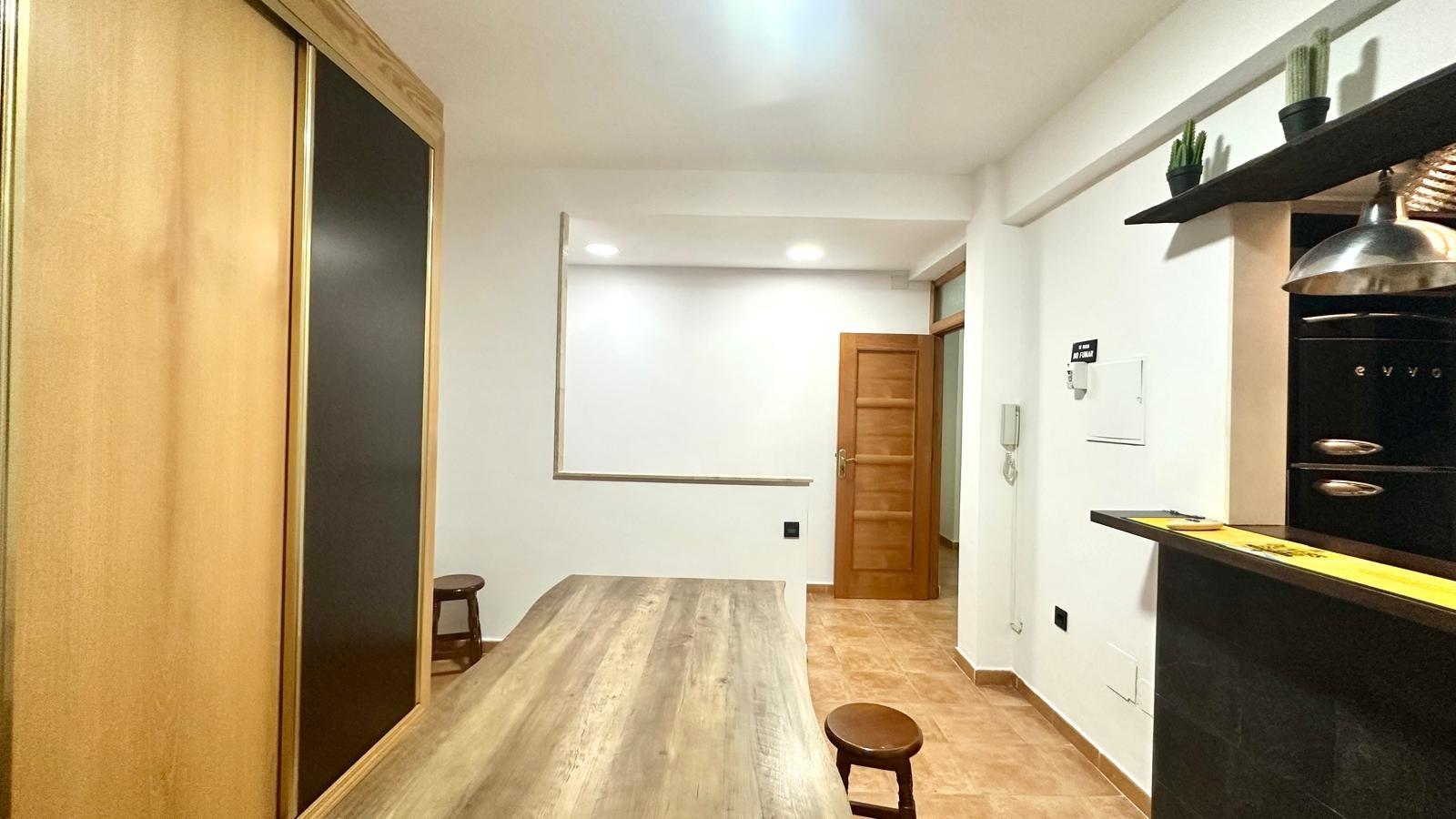 4 Bed, 1 Bath, ApartmentFor Sale, Torrevieja, Alicante 4 Bed, 1 Bath, ApartmentFor Sale, Torrevieja, Alicante