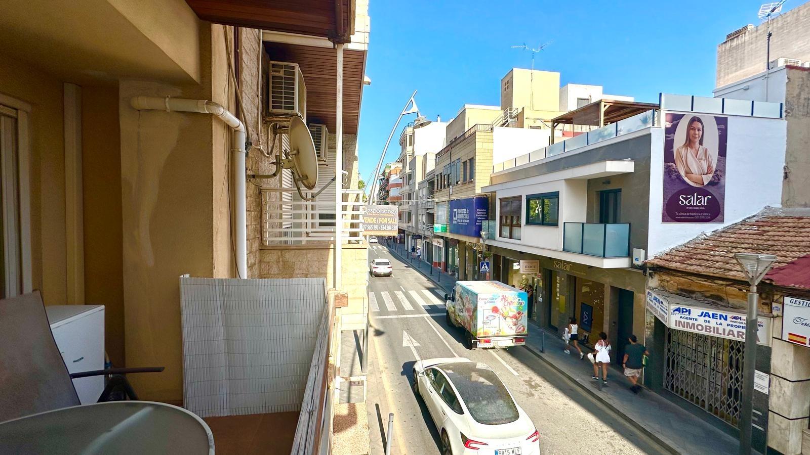 4 Bed, 1 Bath, ApartmentFor Sale, Torrevieja, Alicante 4 Bed, 1 Bath, ApartmentFor Sale, Torrevieja, Alicante