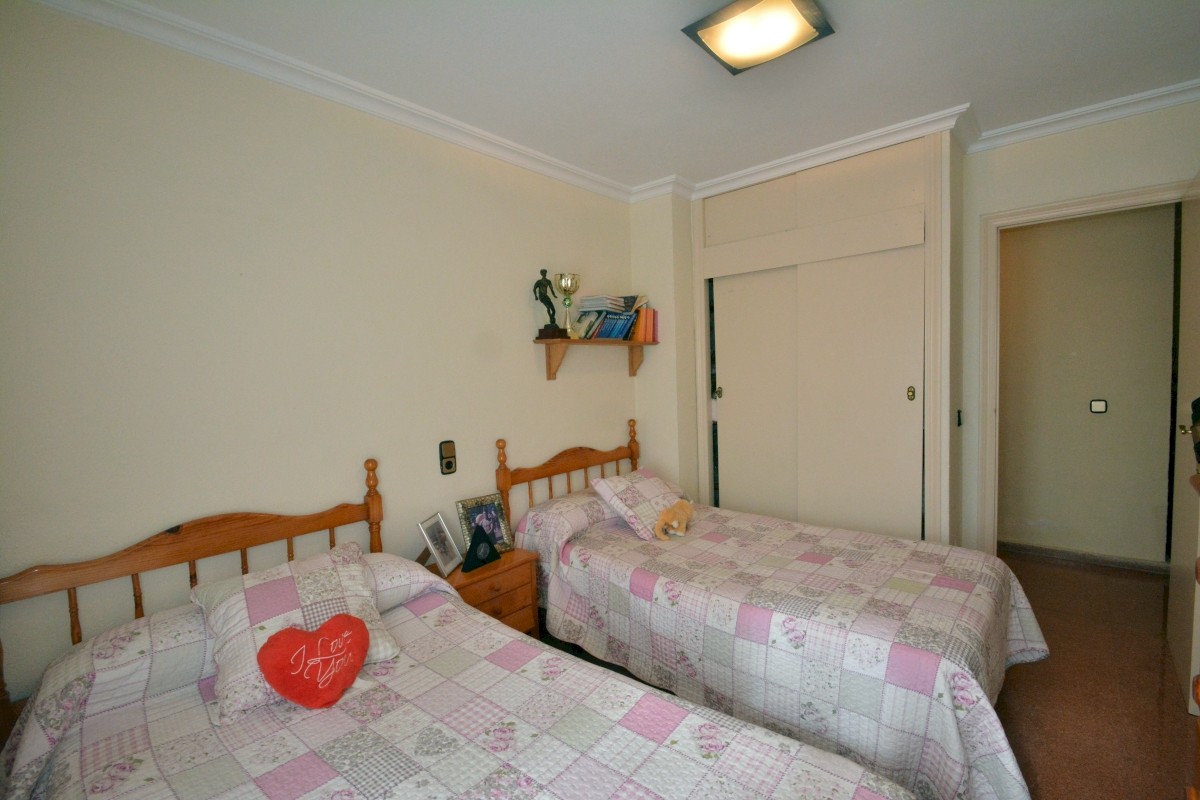 4 Bed, 2 Bath, ApartmentFor Sale, Guardamar Del Segura, Alicante 4 Bed, 2 Bath, ApartmentFor Sale, Guardamar Del Segura, Alicante