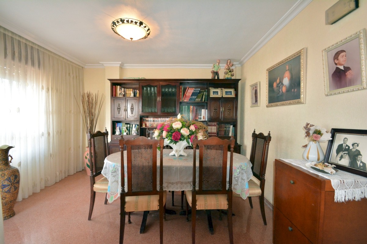 4 Bed, 2 Bath, ApartmentFor Sale, Guardamar Del Segura, Alicante 4 Bed, 2 Bath, ApartmentFor Sale, Guardamar Del Segura, Alicante